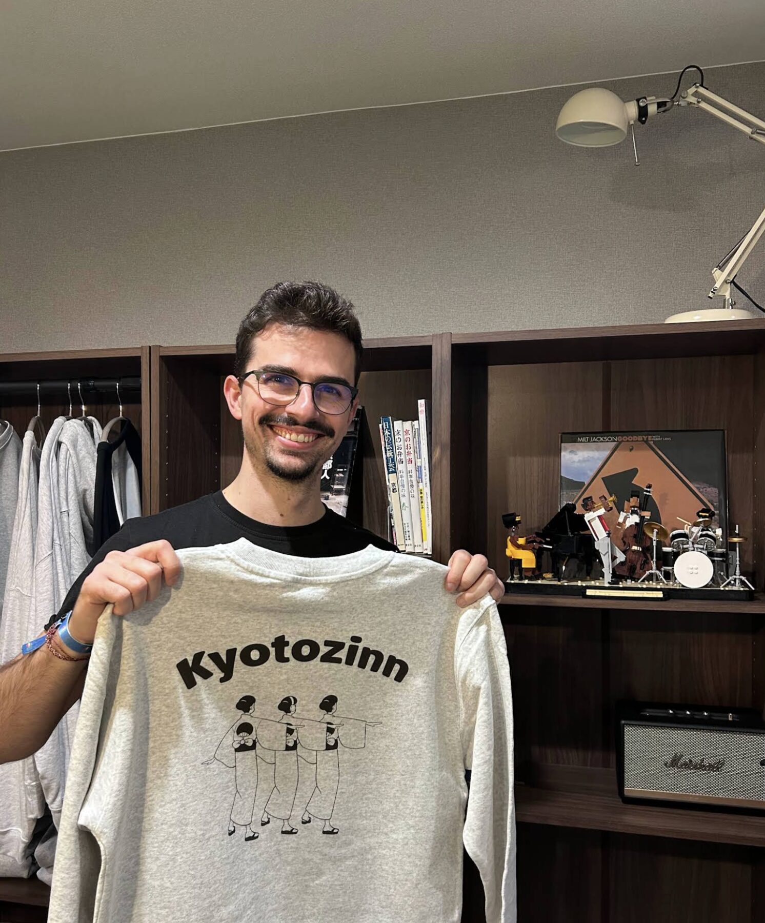 Guest wearing a custom dragon illustration Kyoto Shoten T-shirt